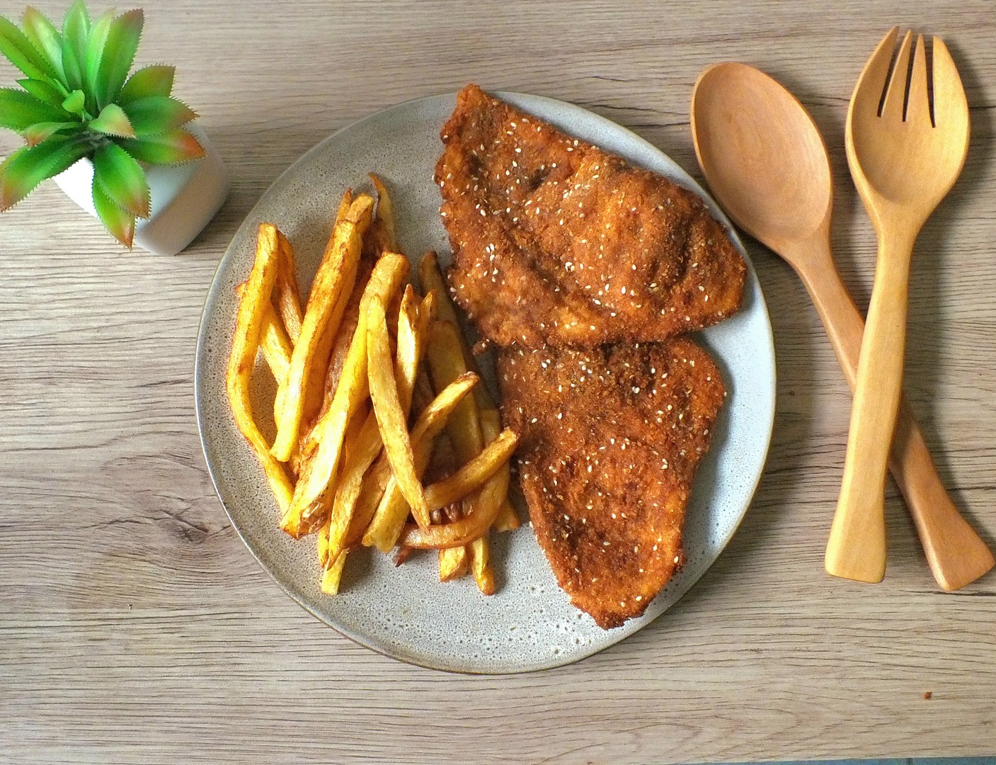 Thats it Schnitzel Schnitzels with French Fries chiang mai thailand