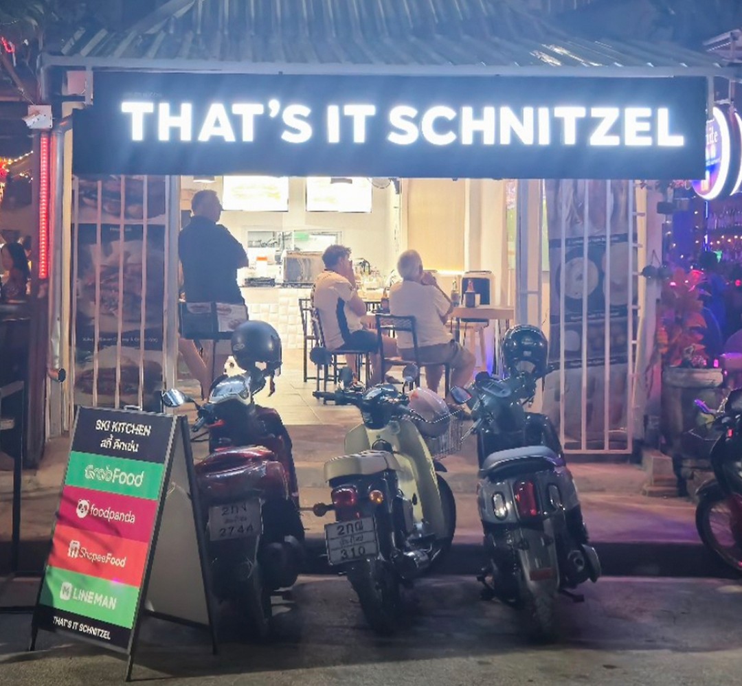 Thats it schnitzel chiang mai front shop